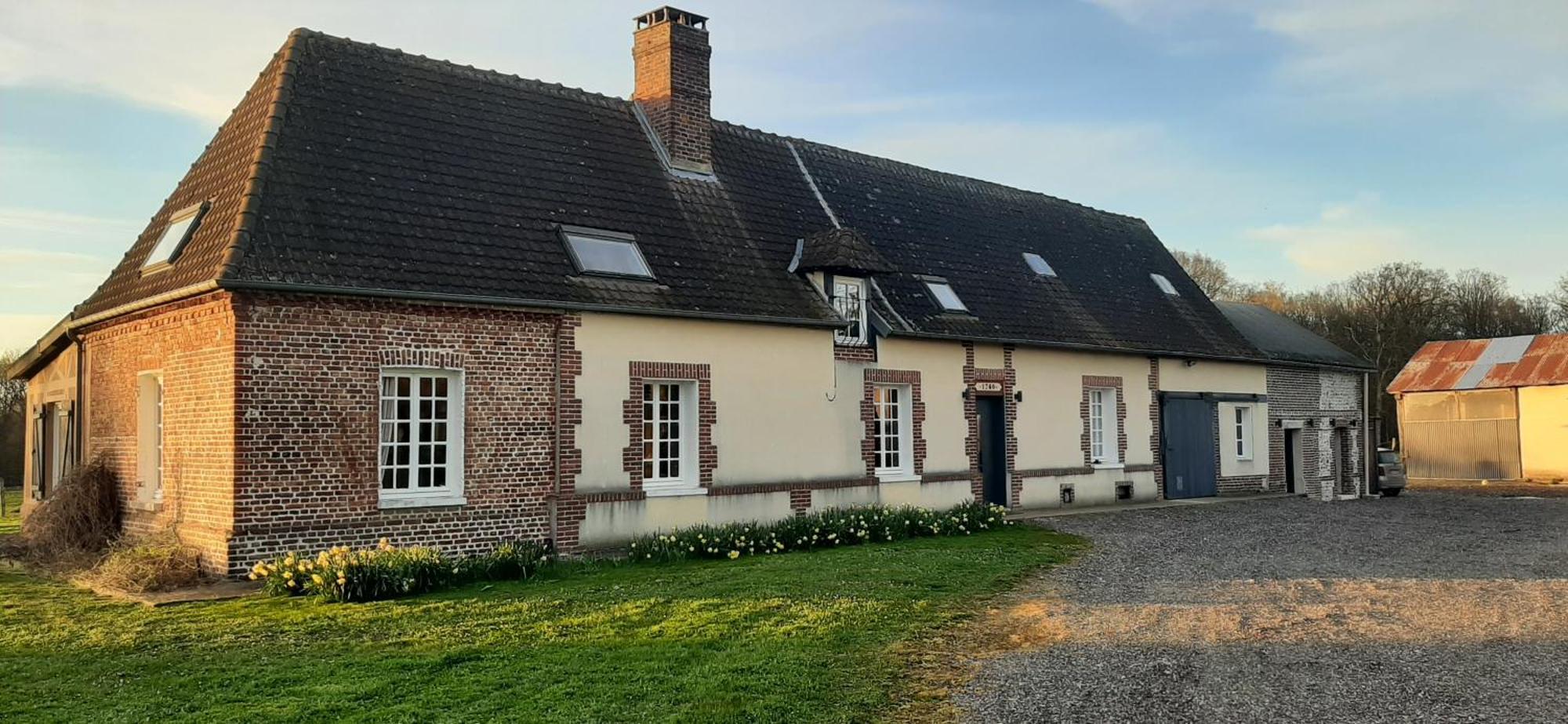 Le Thuit - F2 Plain Pied Tout Equipe A La Ferme Charleval  Kültér fotó